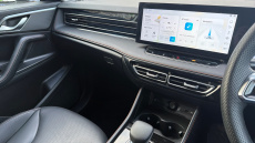 MG HS 1.5 T-GDI Trophy 5dr DCT Petrol Hatchback